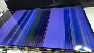 TV cu dungi pe ecran - reparabil